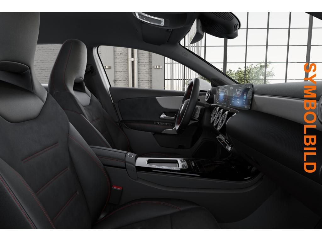 Mercedes-Benz A 200 2025 г. Белый, пробег 22250 км