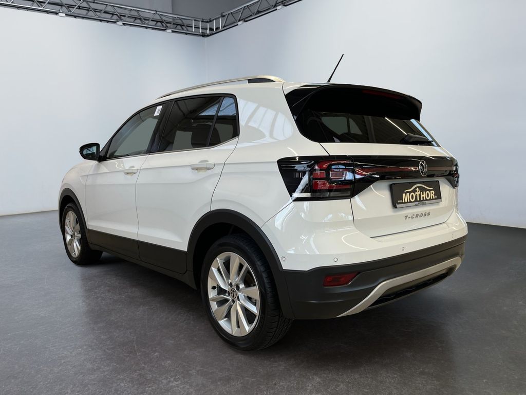 Volkswagen T-Cross 2023 г. Белый, пробег 22202 км
