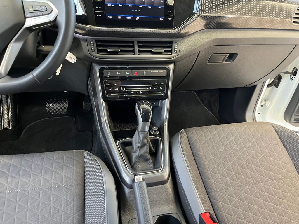 Volkswagen T-Cross 2023 г. Белый, пробег 22202 км