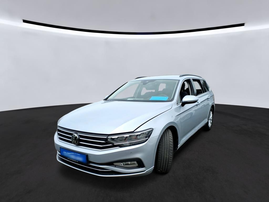 Volkswagen PASSAT VARIANT 2023 г. Серый, пробег 55179 км