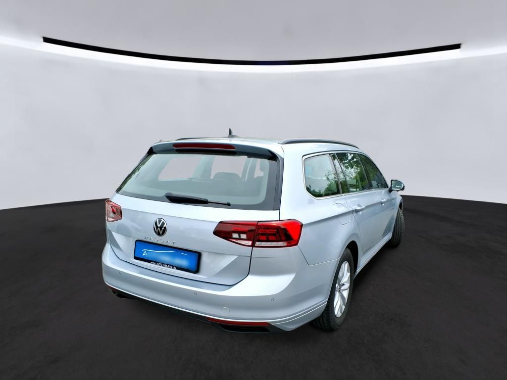 Volkswagen PASSAT VARIANT 2023 г. Серый, пробег 55179 км