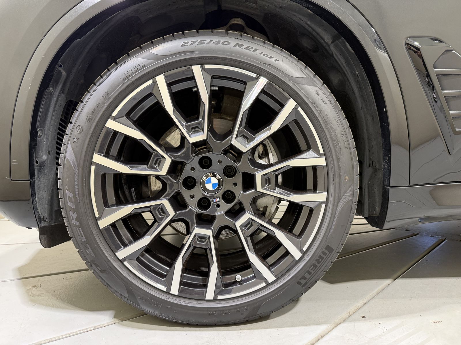 BMW X5 2026 г. Чёрный, пробег 22683 км