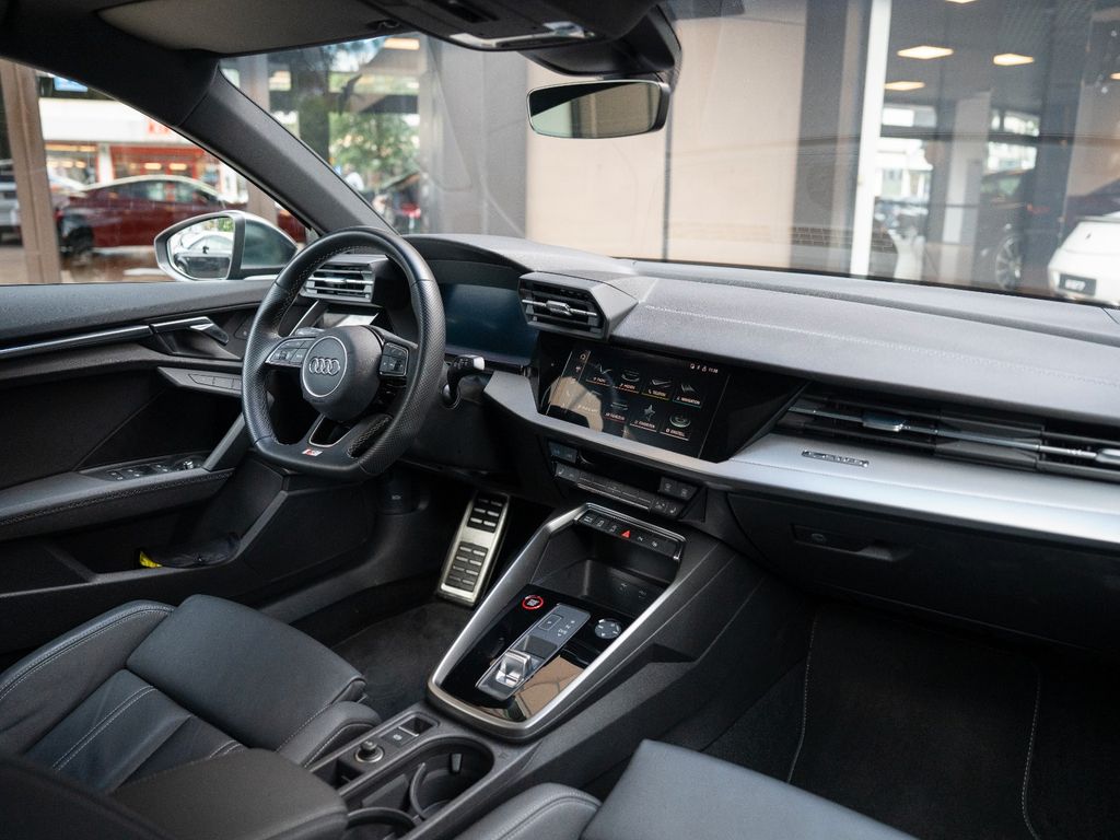 Audi S3 2022 г. Чёрный, пробег 10060 км