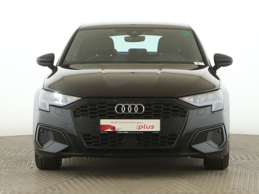 Audi A3 2023 г. Чёрный, пробег 48779 км