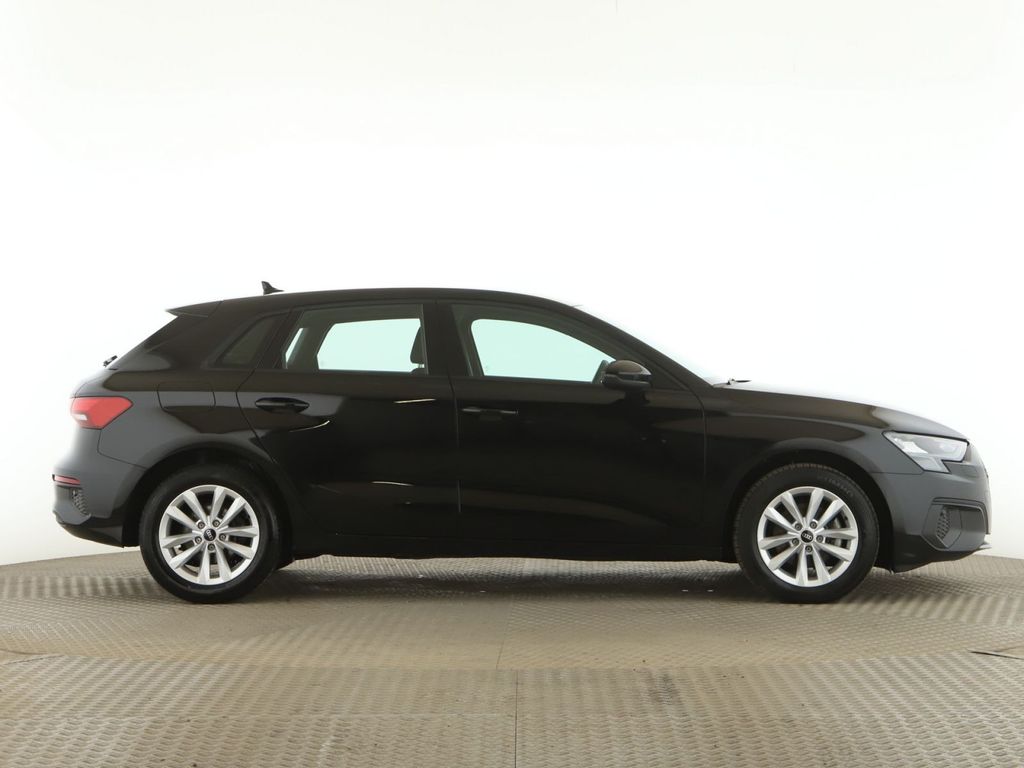 Audi A3 2023 г. Чёрный, пробег 48779 км