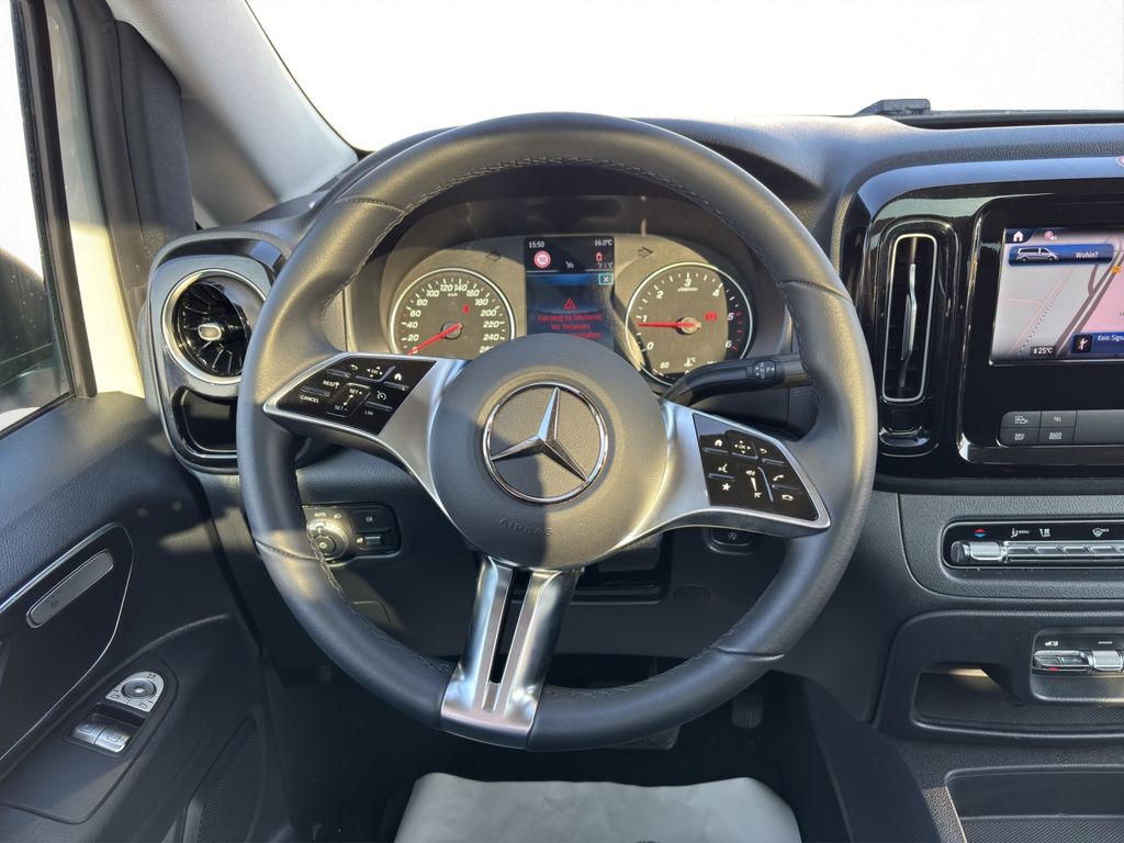Mercedes-Benz Vito 2025 г. Белый, пробег 15700 км