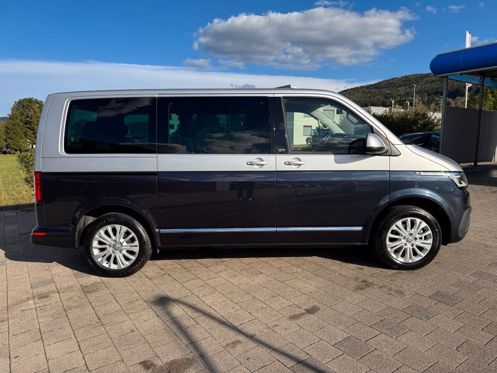 Volkswagen T6 MULTIVAN 2022 г. Синий, пробег 53000 км