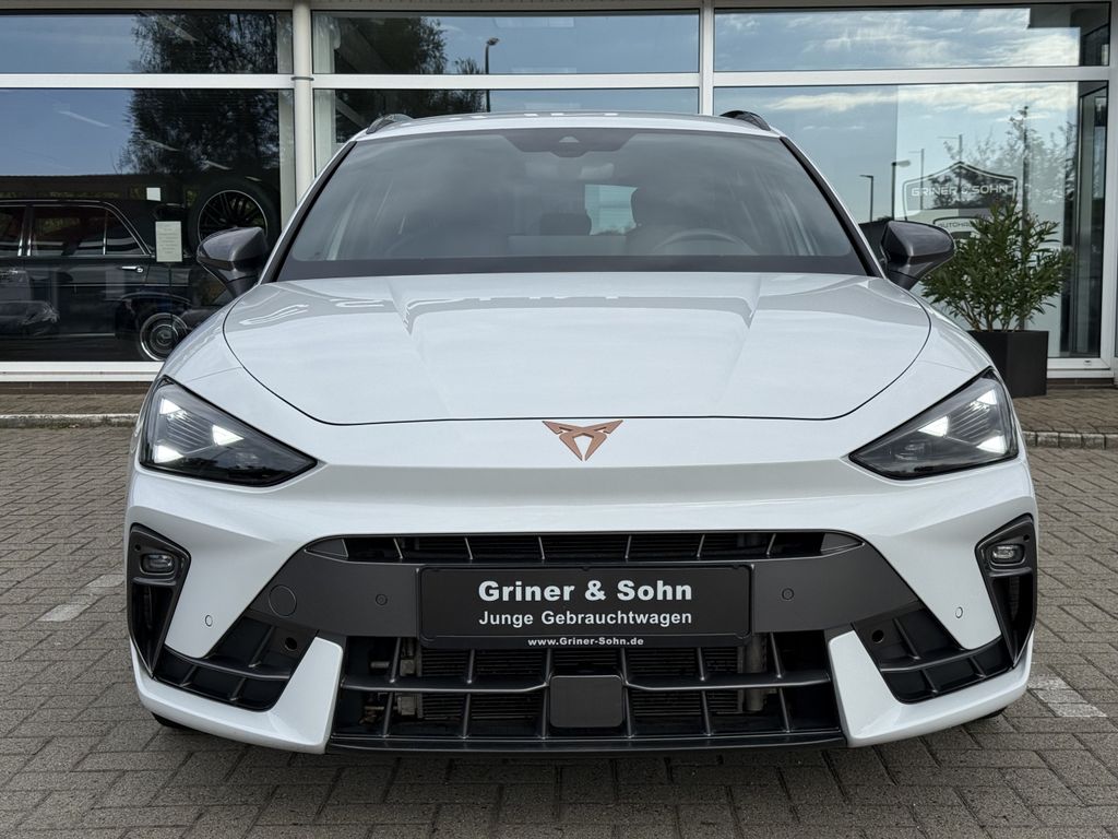 Cupra Leon 2025 г. Белый, пробег 35275 км