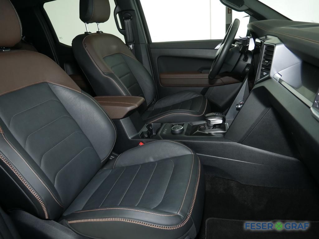 Volkswagen Amarok 2025 г. Чёрный, пробег 16950 км