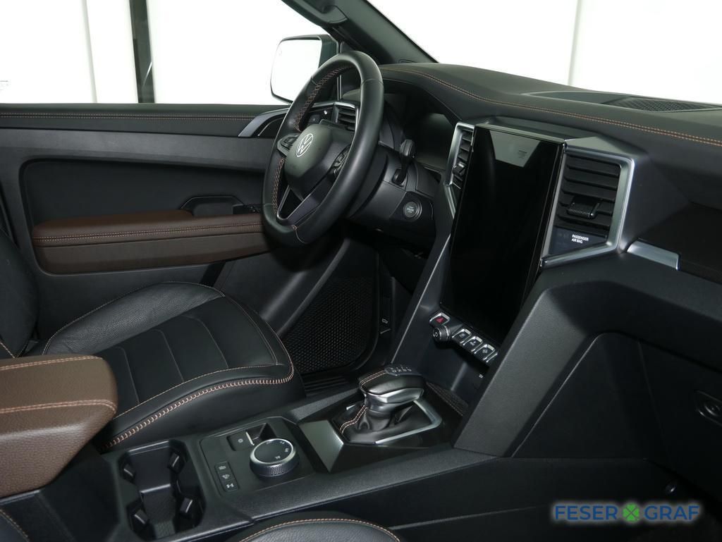 Volkswagen Amarok 2025 г. Чёрный, пробег 16950 км