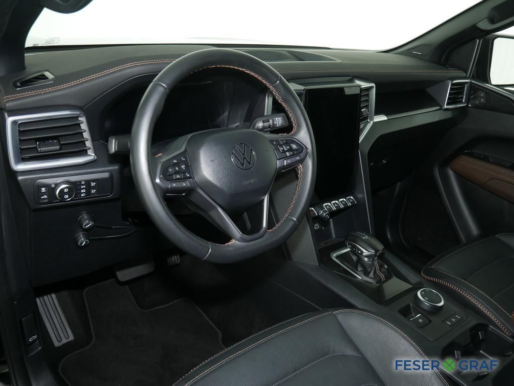 Volkswagen Amarok 2025 г. Чёрный, пробег 16950 км