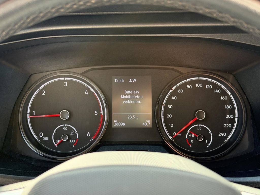Volkswagen 8 series 2021 г. Серебристый, пробег 28300 км