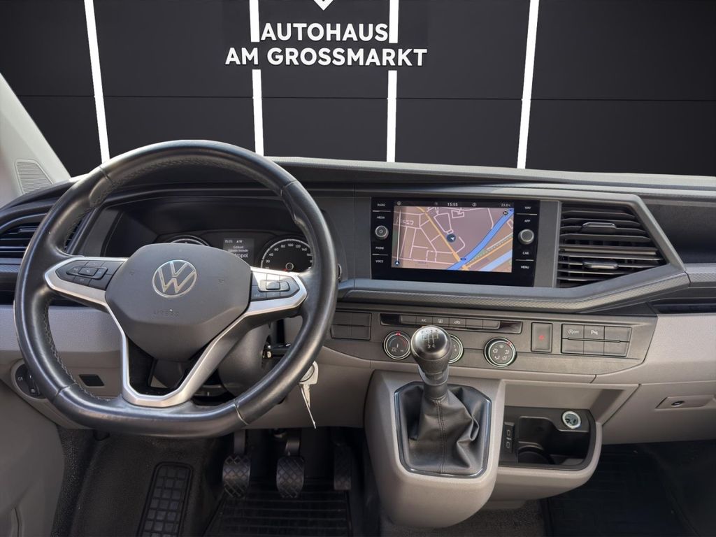 Volkswagen 8 series 2021 г. Серебристый, пробег 28300 км