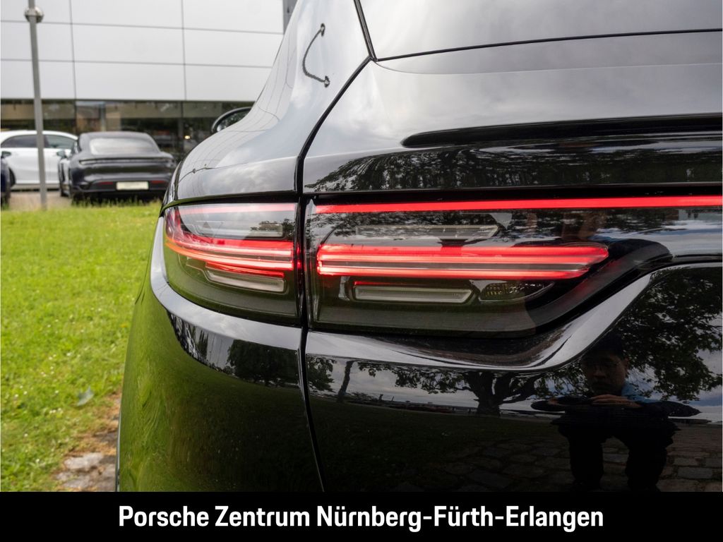 Porsche Cayenne 2023 г. Чёрный, пробег 36900 км