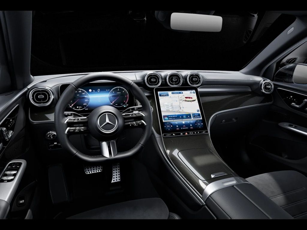 Mercedes-Benz GLC 300 2026 г. Серый, пробег 16529 км