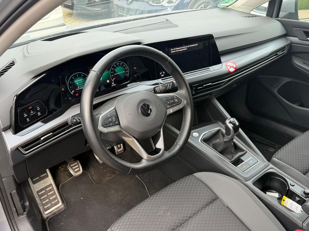 Volkswagen Golf 2023 г. Серый, пробег 59988 км