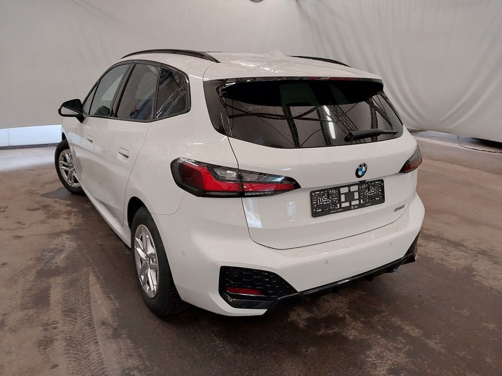 BMW 218 2024 г. Белый, пробег 51200 км