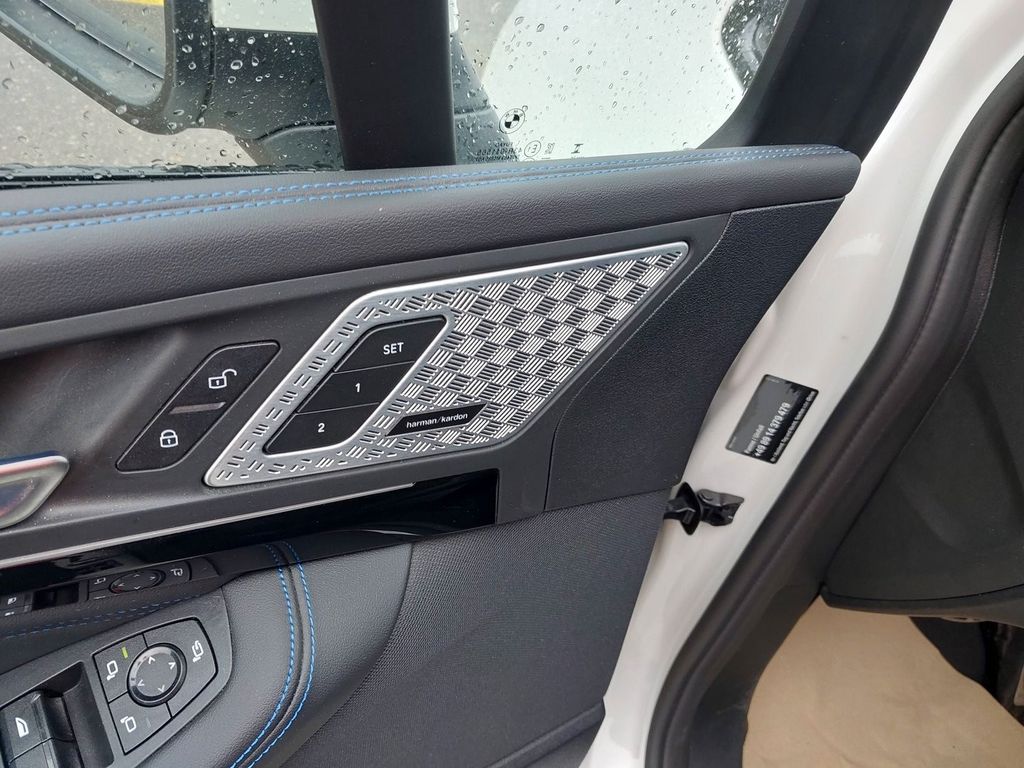 BMW 218 2024 г. Белый, пробег 51200 км