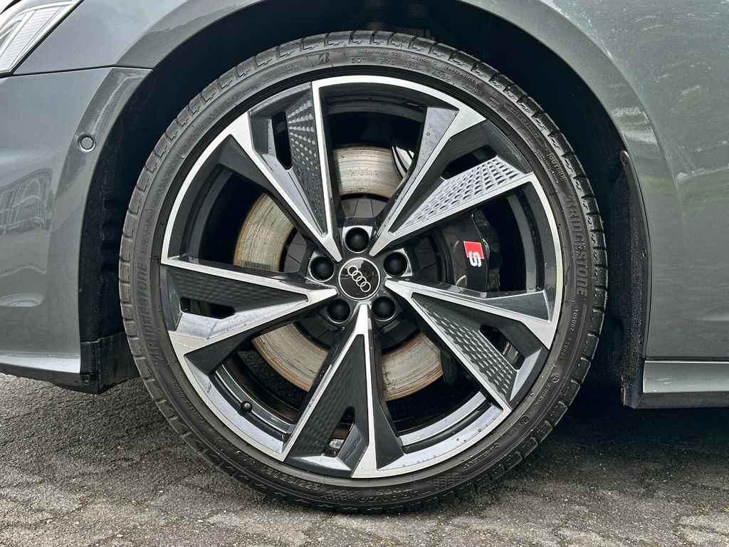 Audi S6 2025 г. Серый, пробег 14290 км