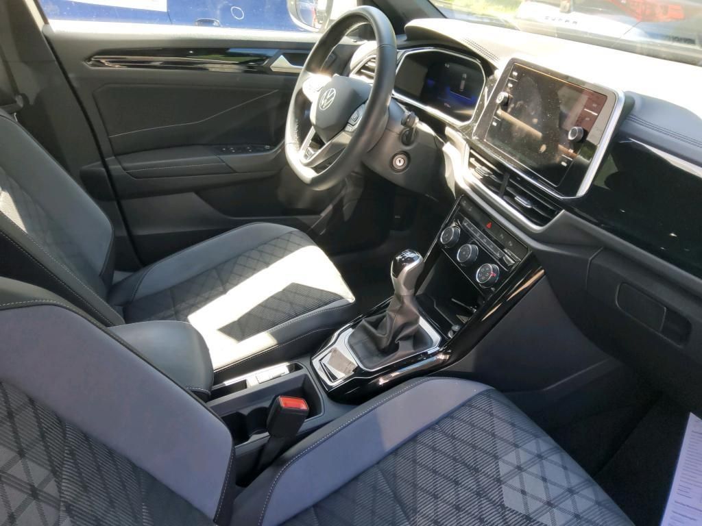 Volkswagen T-Roc 2024 г. Серый, пробег 17344 км