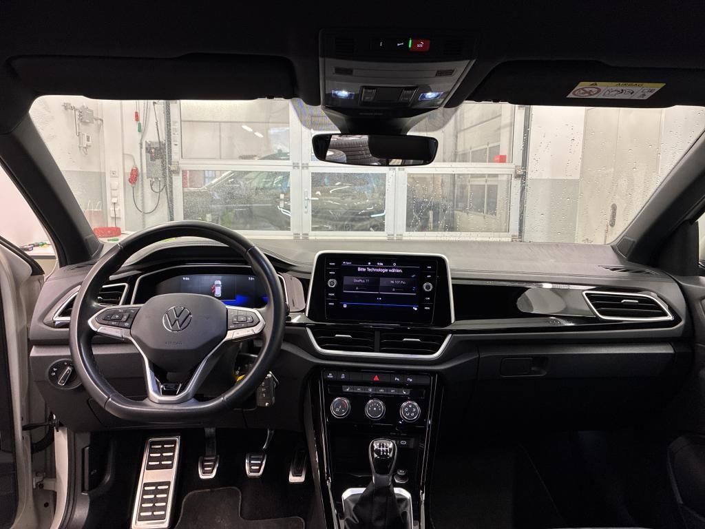 Volkswagen T-Roc 2024 г. Серый, пробег 49389 км