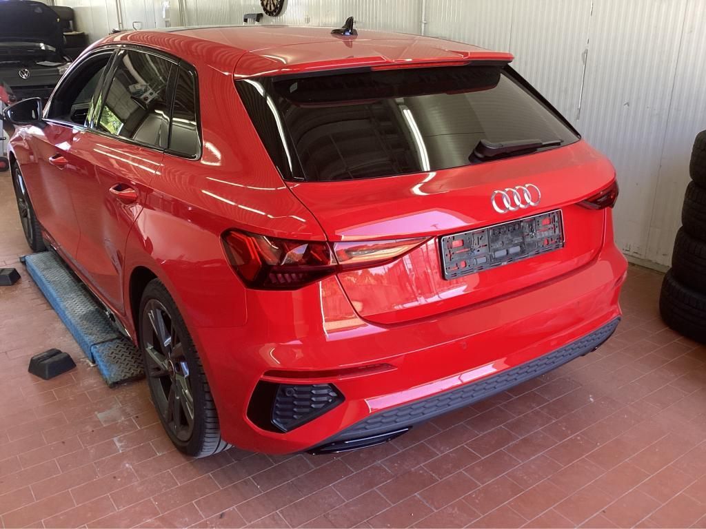 Audi A3 2022 г. Красный, пробег 52350 км