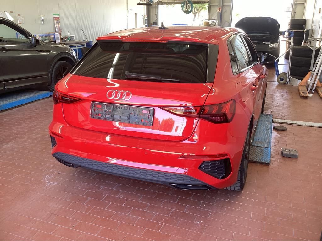 Audi A3 2022 г. Красный, пробег 52350 км