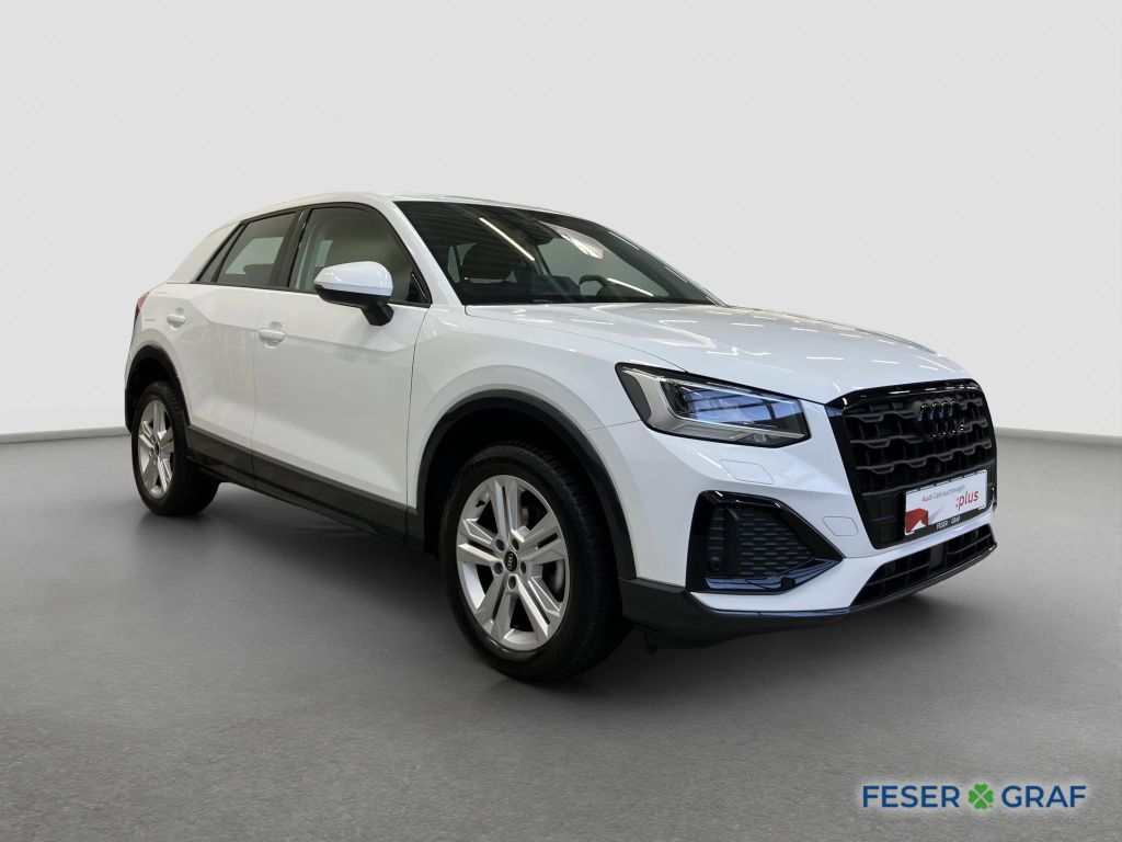 Audi Q2 2024 г. Белый, пробег 40290 км