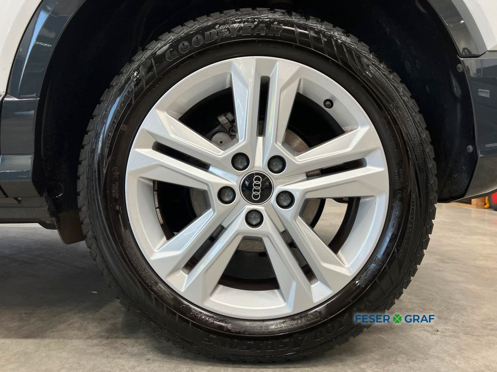 Audi Q2 2024 г. Белый, пробег 40290 км