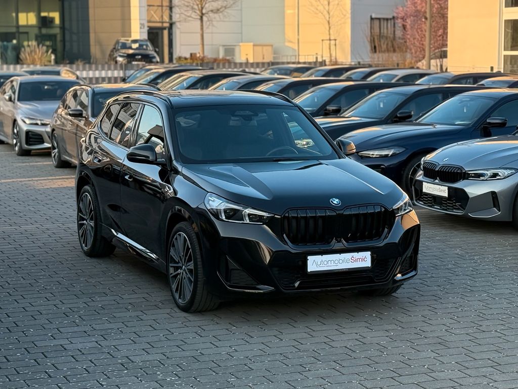 BMW X1 2024 г. Чёрный, пробег 34900 км