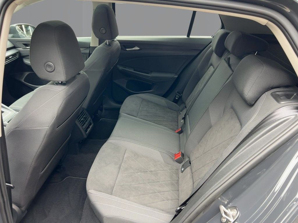 Volkswagen Golf 2022 г. Серый, пробег 29583 км