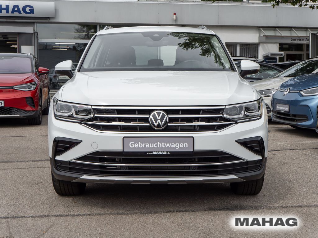 Volkswagen Tiguan 2023 г. Белый, пробег 33794 км