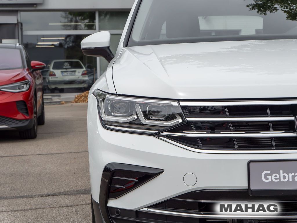Volkswagen Tiguan 2023 г. Белый, пробег 33794 км
