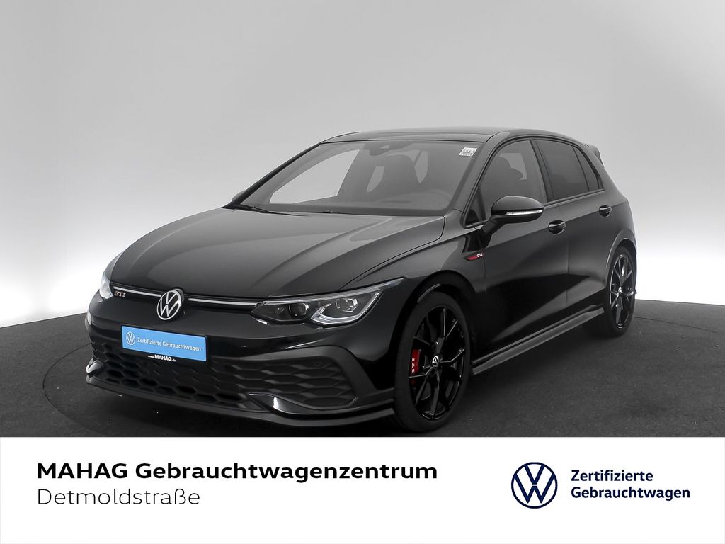 Volkswagen Golf 2023 г. Чёрный, пробег 39784 км