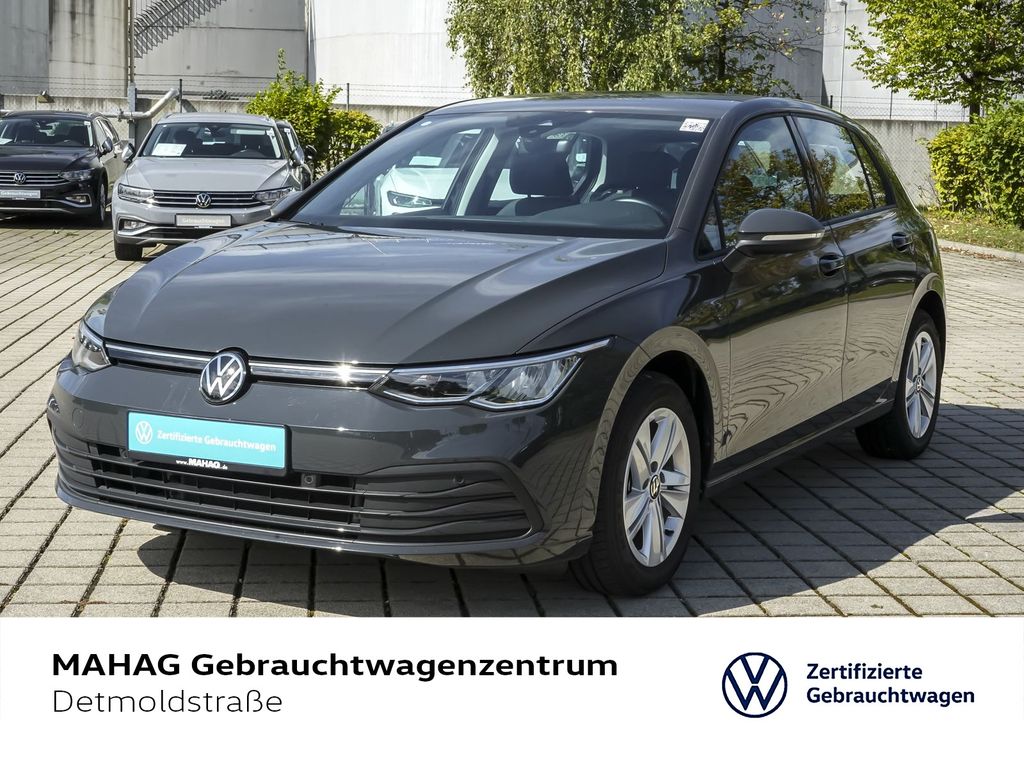 Volkswagen Golf 2023 г. Серый, пробег 30522 км
