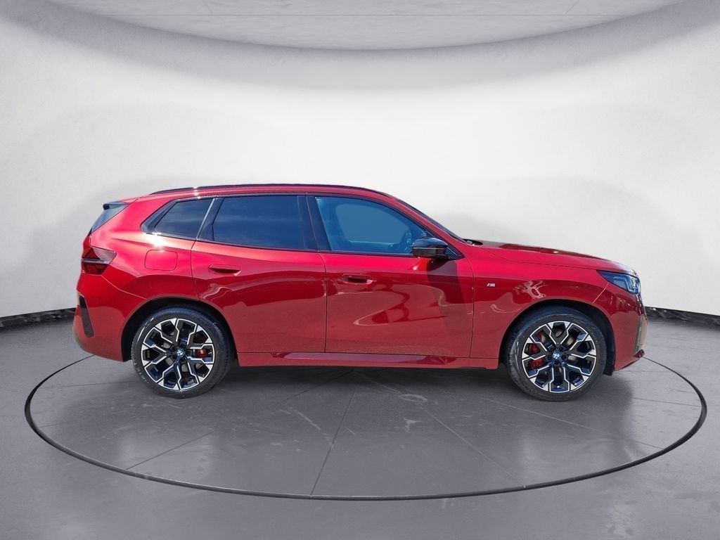 BMW X3 M50 2025 г. Красный, пробег 11724 км