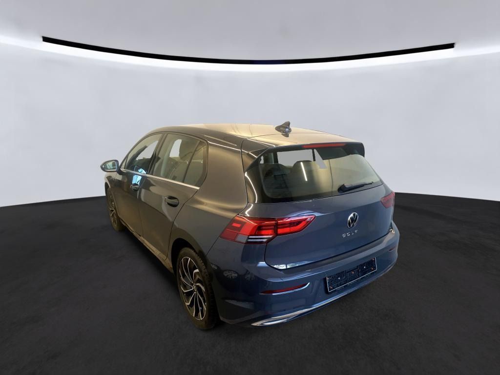 Volkswagen Golf 2024 г. Серый, пробег 26147 км