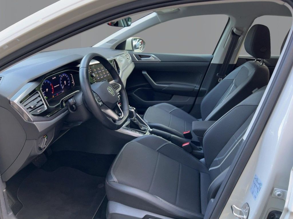 Volkswagen Taigo 2023 г. Серый, пробег 52403 км