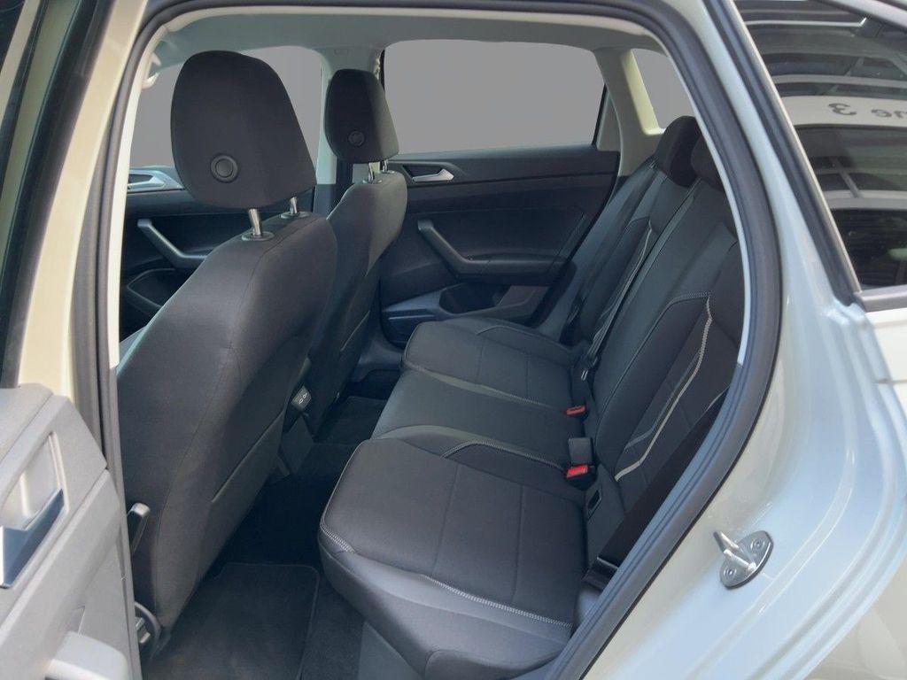 Volkswagen Taigo 2023 г. Серый, пробег 52403 км