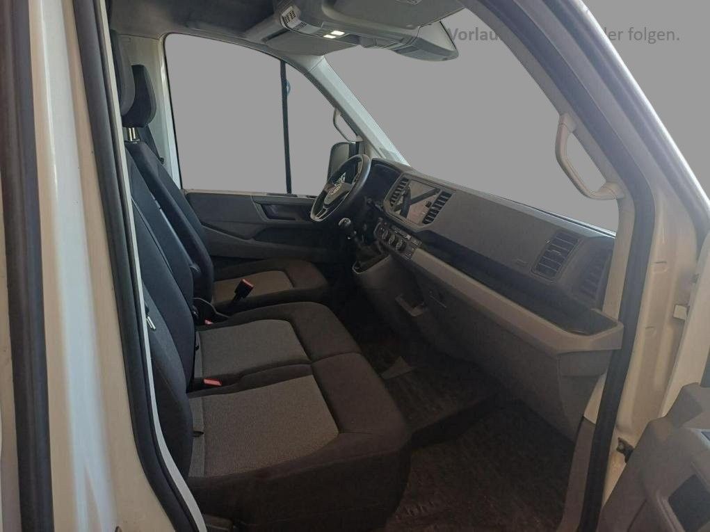 Volkswagen CRAFTER 2023 г. Белый, пробег 57992 км