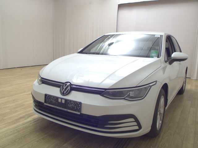 Volkswagen Golf 2023 г. Белый, пробег 55841 км