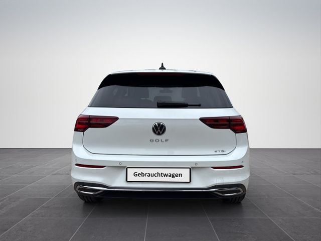 Volkswagen Golf 2022 г. Белый, пробег 56043 км