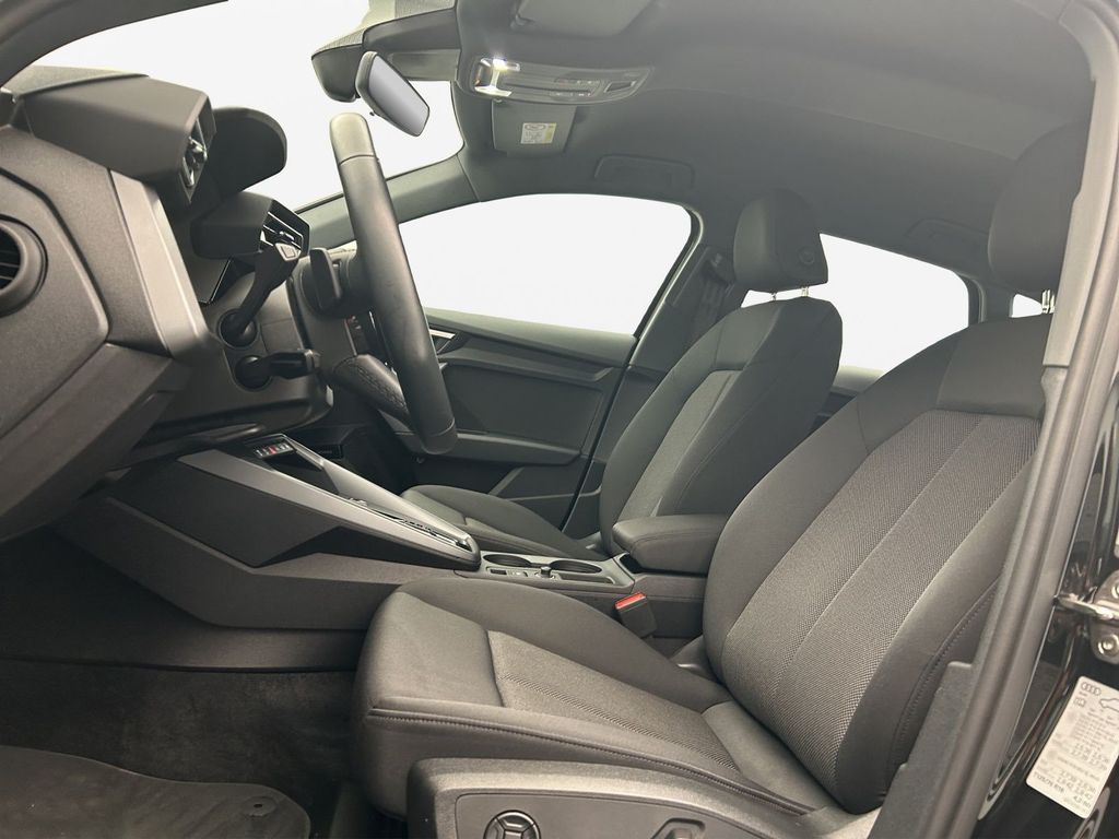 Audi A3 2024 г. Чёрный, пробег 59926 км
