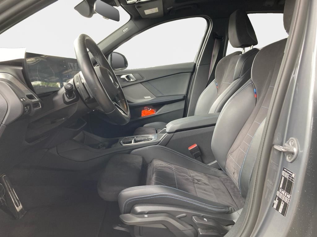 BMW 120 2025 г. Серый, пробег 37300 км