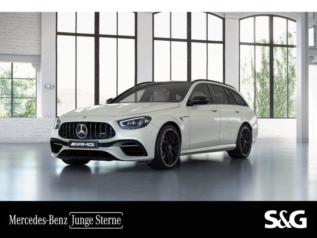 Mercedes-Benz State Glow 2023 г. Белый, пробег 45980 км