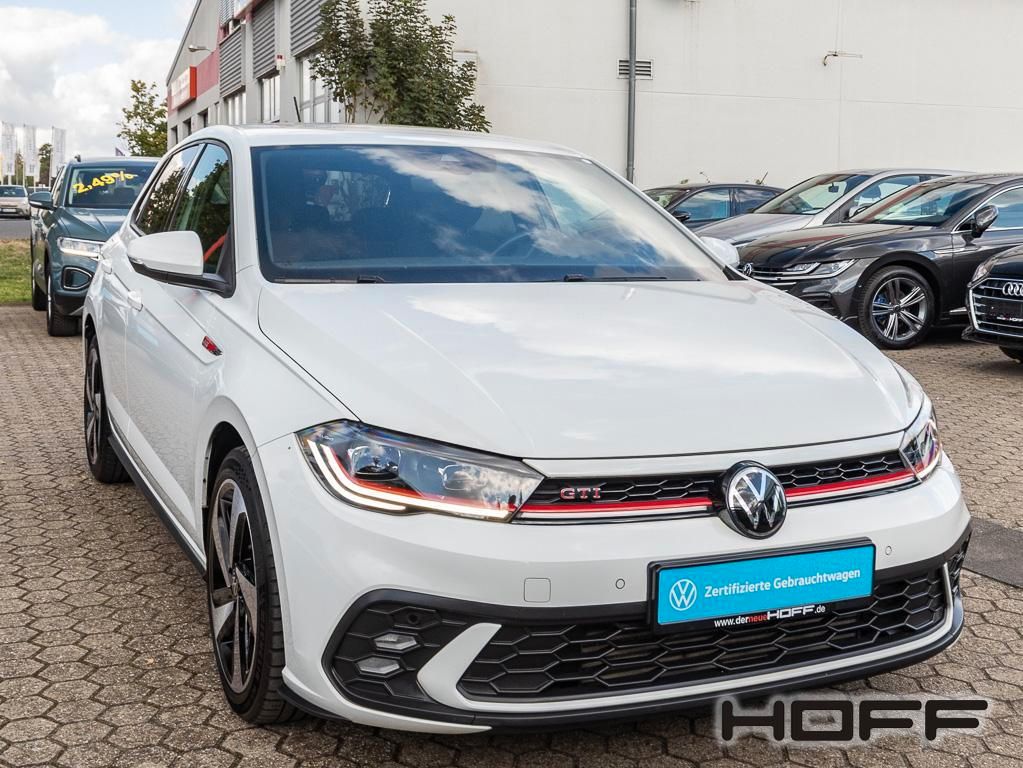 Volkswagen Polo 2023 г. Белый, пробег 33270 км