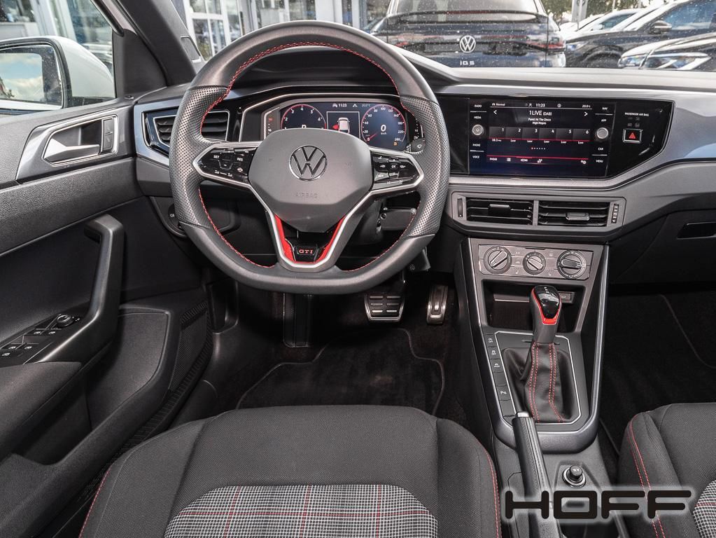 Volkswagen Polo 2023 г. Белый, пробег 33270 км