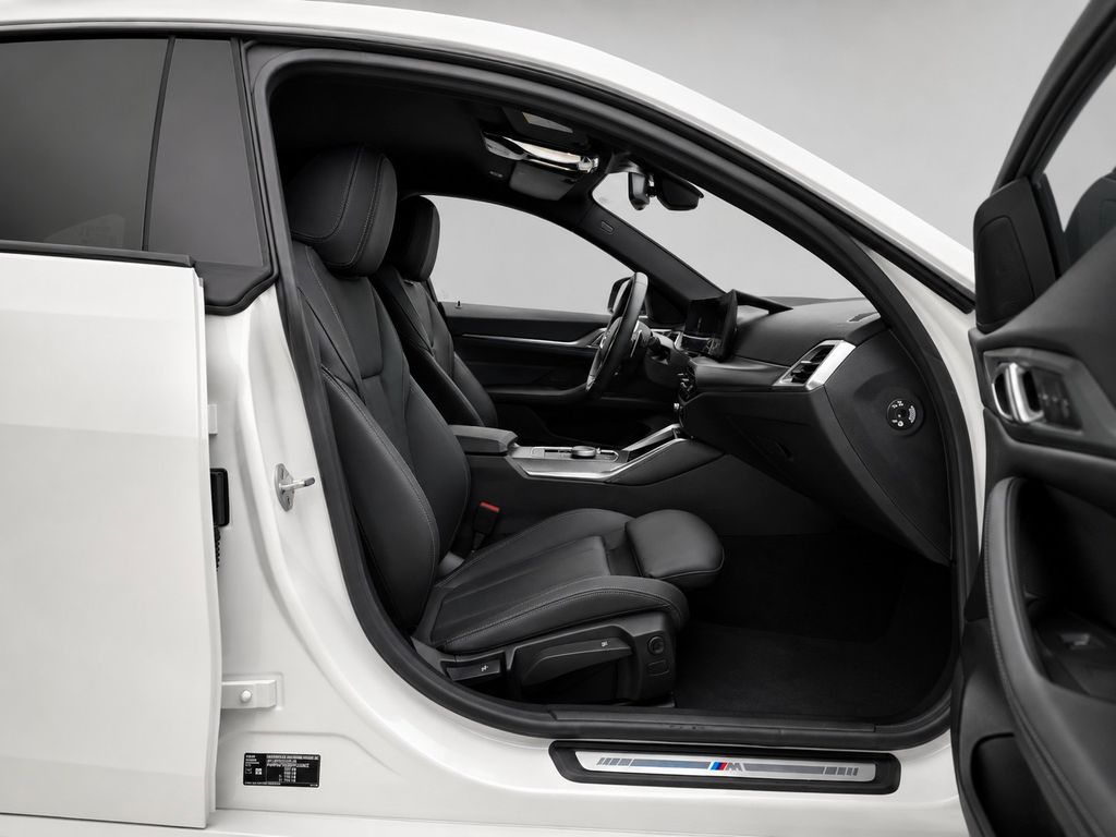 BMW 420 GRAN COUPÉ 2025 г. Белый, пробег 31000 км