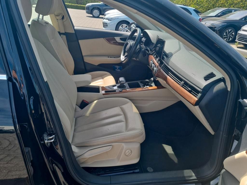 Audi A4 2021 г. Чёрный, пробег 59276 км