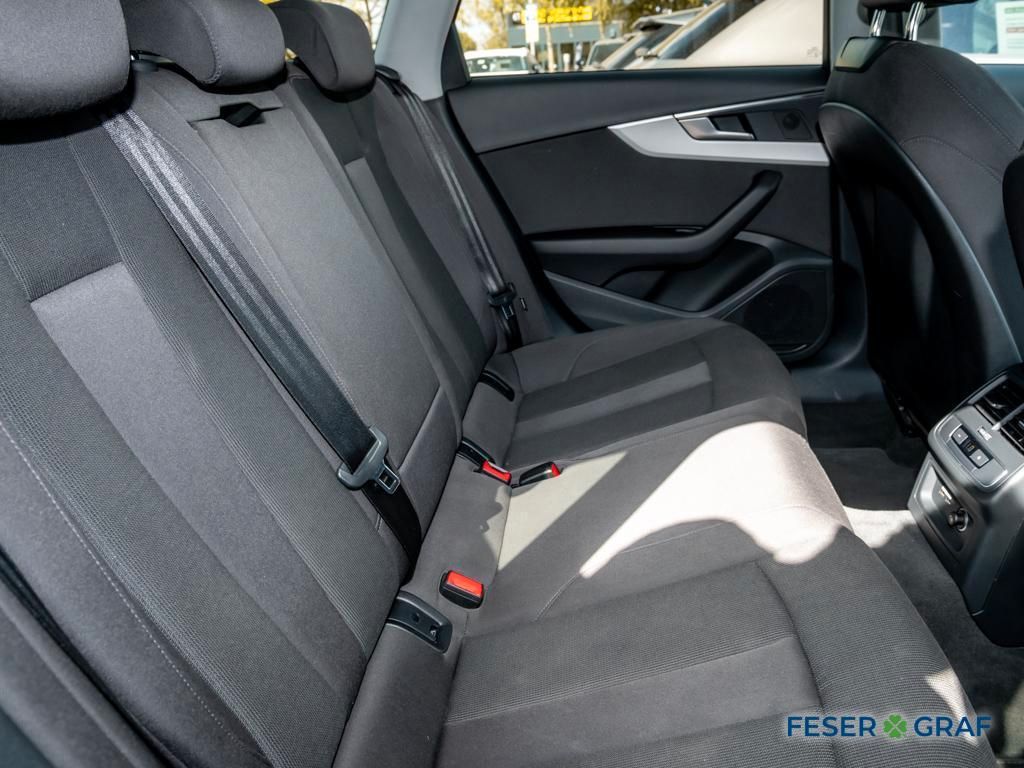 Audi A4 2022 г. Чёрный, пробег 45154 км